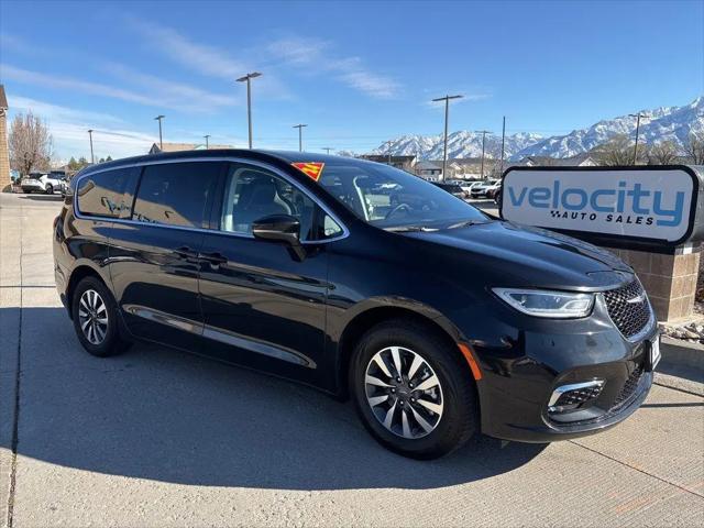 2024 Chrysler Pacifica Hybrid Select for sale in Draper, UT