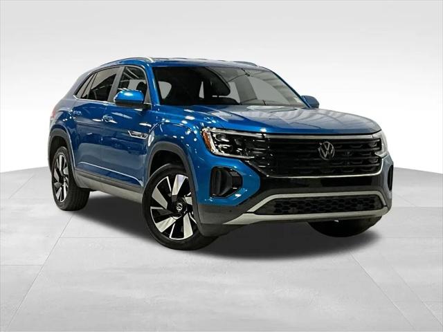 2024 Volkswagen Atlas Cross Sport 2.0T SE w/Technology for sale in Des Moines, IA