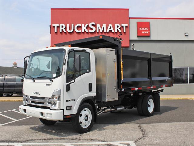 2025 Isuzu NRR Unknown