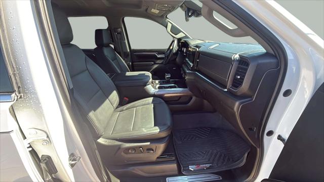 2023 Chevrolet Silverado 1500 4WD Crew Cab Short Bed LTZ