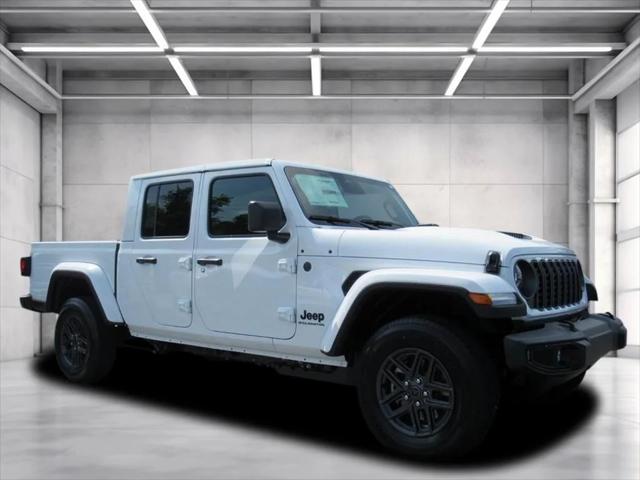 2026 Jeep Gladiator GLADIATOR SPORT S 4X4 2026 Jeep Gladiator GLADIATOR SPORT S 4X4