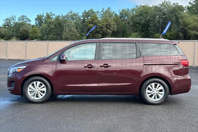 2017 Kia Sedona LX