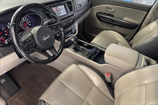 2017 Kia Sedona LX