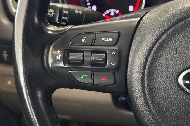 2017 Kia Sedona LX