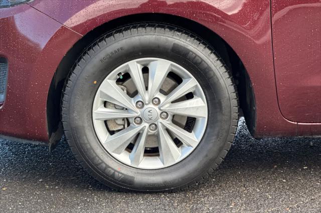 2017 Kia Sedona LX