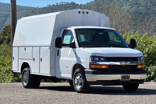 2026 Chevrolet Express Cutaway Work Van