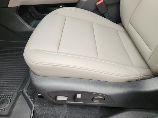 2026 GMC Acadia Elevation FWD