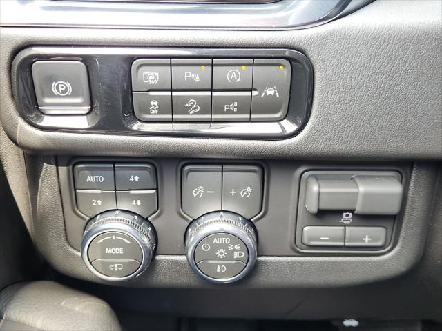 2026 GMC Yukon 4WD Denali