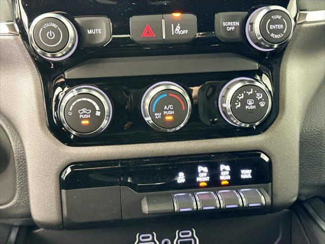 2026 Ram 1500 Big Horn Crew Cab 4x4 5'7" Box