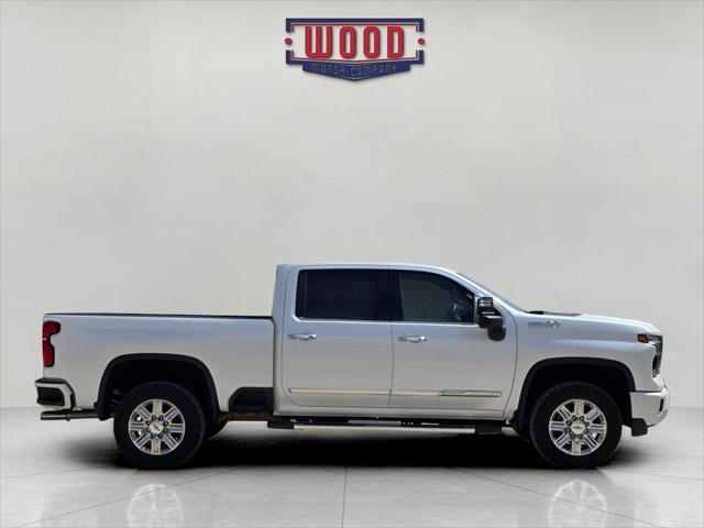 2024 Chevrolet Silverado 2500HD 4WD Crew Cab Standard Bed High Country
