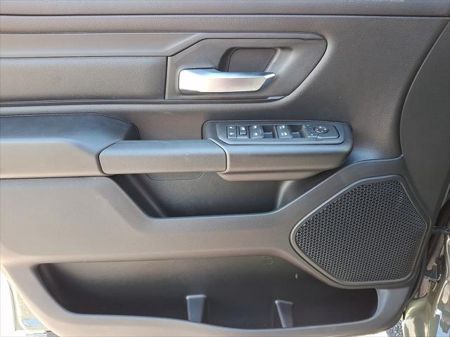 2026 Ram 1500 Express Crew Cab 4x4 5'7" Box