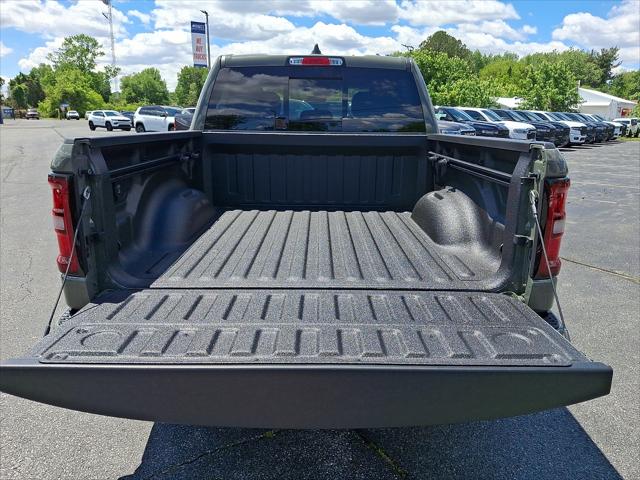 2026 Ram 1500 Express Crew Cab 4x4 5'7" Box