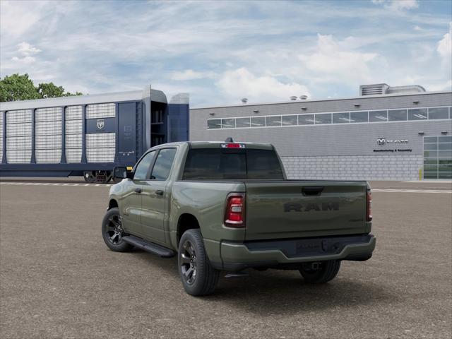 2026 RAM 1500 RAM 1500 EXPRESS CREW CAB 4X4 57 BOX