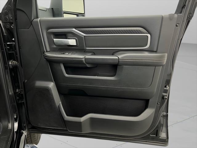 2025 Ram 2500 Big Horn Crew Cab 4x4 6'4" Box