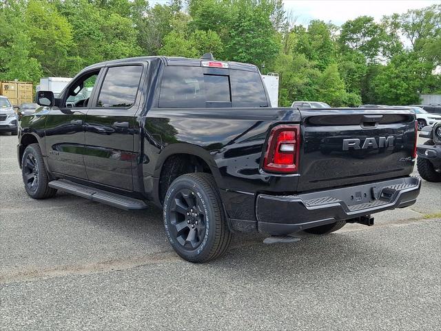 2026 Ram 1500 Express Crew Cab 4x4 5'7" Box