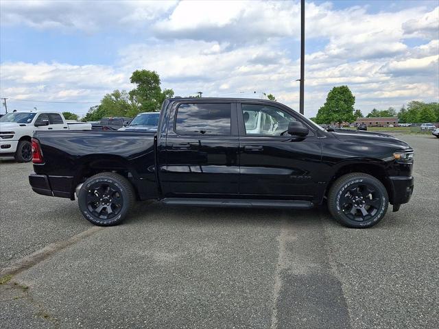 2026 Ram 1500 Express Crew Cab 4x4 5'7" Box