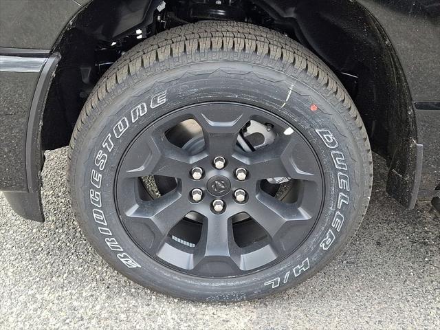 2026 Ram 1500 Express Crew Cab 4x4 5'7" Box