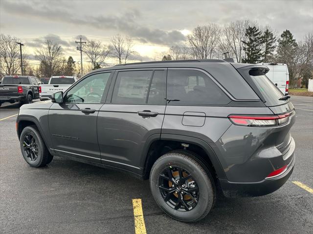 2026 Jeep Grand Cherokee Altitude 4x4