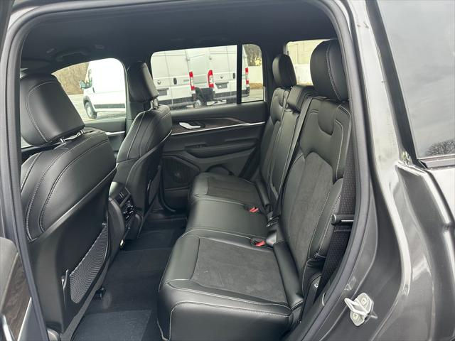 2026 Jeep Grand Cherokee Altitude 4x4
