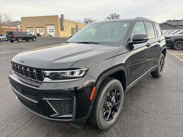 2026 Jeep Grand Cherokee Altitude 4x4