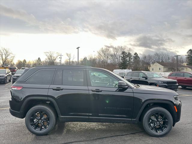 2026 Jeep Grand Cherokee Altitude 4x4