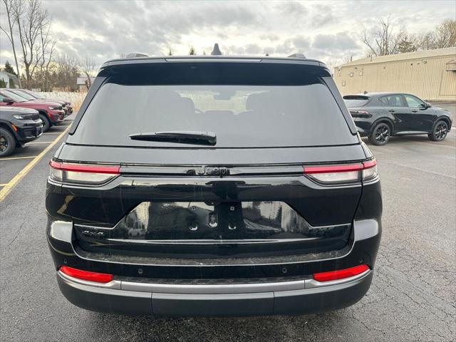 2026 Jeep Grand Cherokee Altitude 4x4