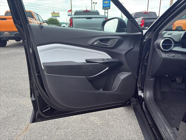 2026 Chevrolet Trax FWD LT