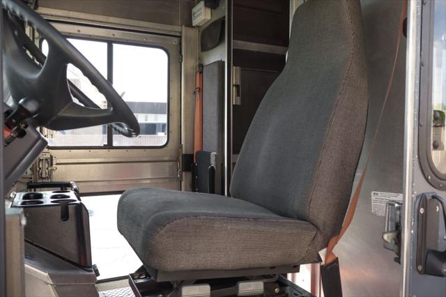 2020 Freightliner MT45G Walk-in Van