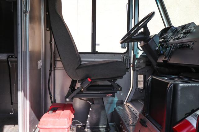 2020 Freightliner MT45G Walk-in Van