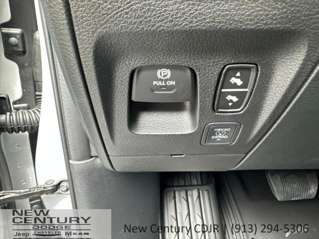 2026 Ram 1500 Rebel Crew Cab 4x4 5'7" Box