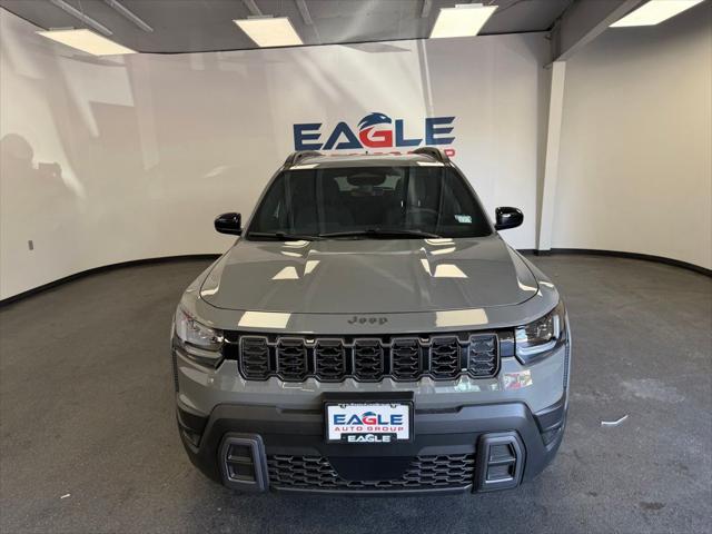 2026 Jeep Cherokee CHEROKEE LAREDO 4X4