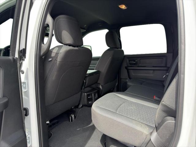 2026 RAM Ram 3500 RAM 3500 TRADESMAN CREW CAB 4X4 8 BOX