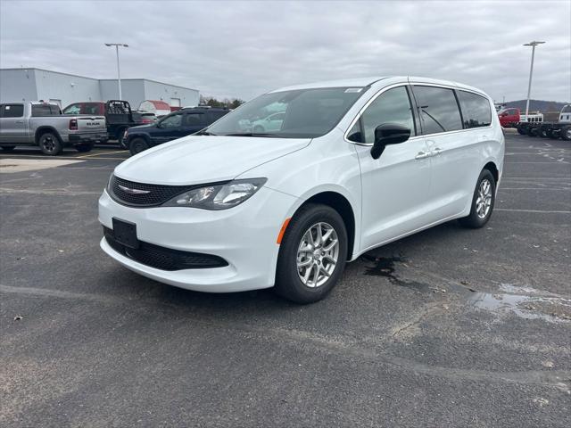 2026 Chrysler Voyager VOYAGER LX