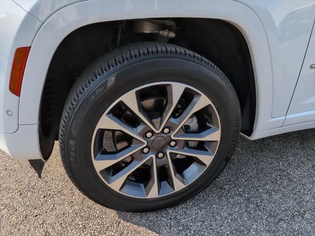2025 Jeep Grand Cherokee L Overland 4x4