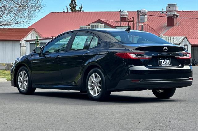 2025 Toyota Camry LE