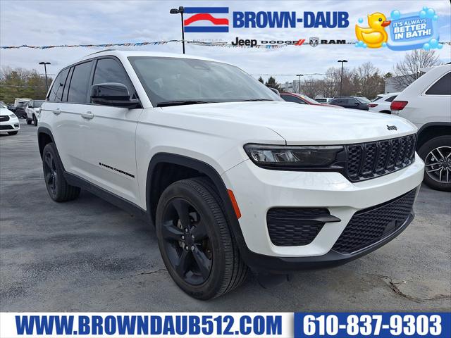 2023 Jeep Grand Cherokee Altitude 4x4