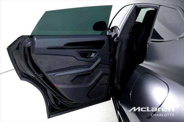 2025 Lamborghini Urus SE