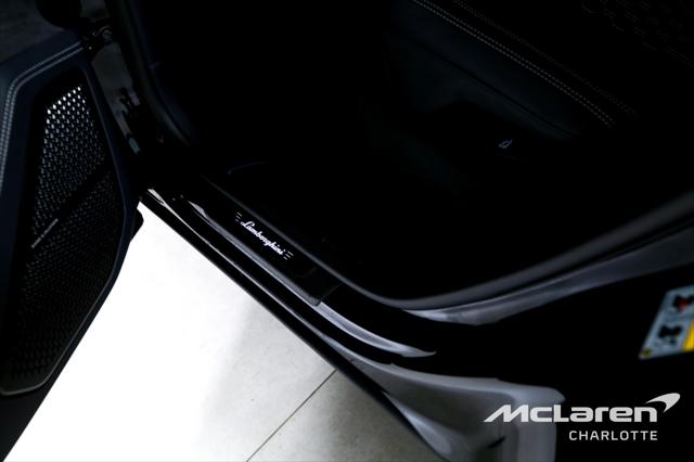 2025 Lamborghini Urus SE
