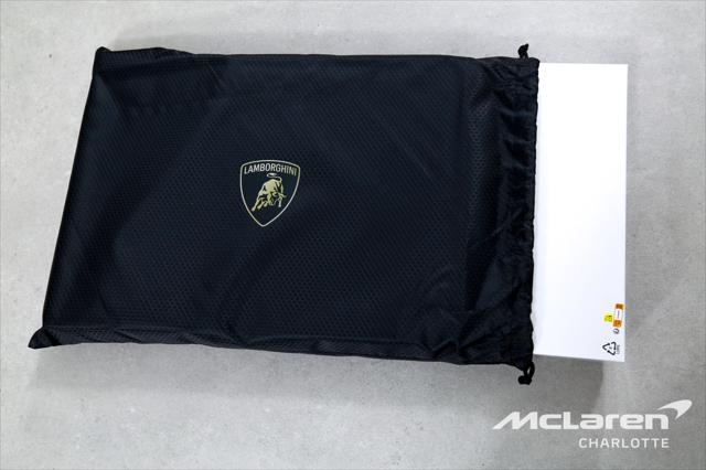 2025 Lamborghini Urus SE