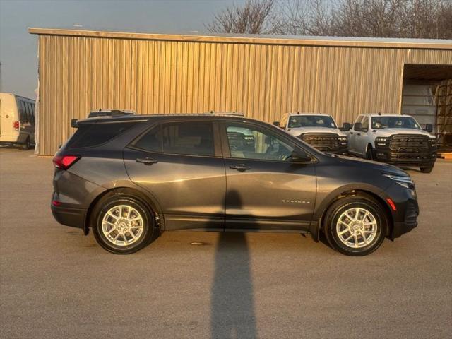 2022 Chevrolet Equinox AWD LS