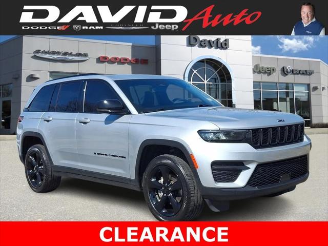 2023 Jeep Grand Cherokee Altitude 4x4 2023 Jeep Grand Cherokee Altitude 4x4