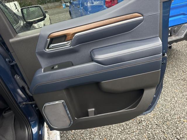 2023 Chevrolet Silverado 1500 4WD Crew Cab Short Bed High Country