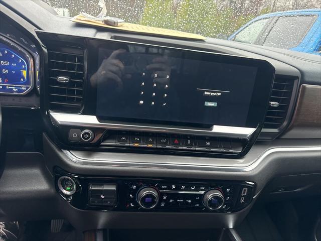 2023 Chevrolet Silverado 1500 4WD Crew Cab Short Bed High Country