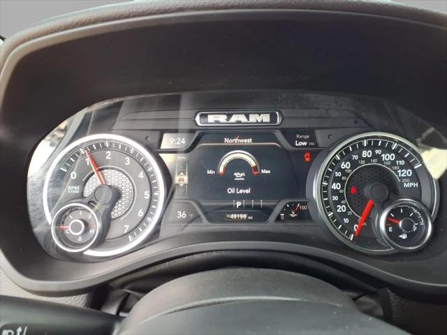 2025 Ram 1500 Big Horn Crew Cab 4x4 5'7" Box