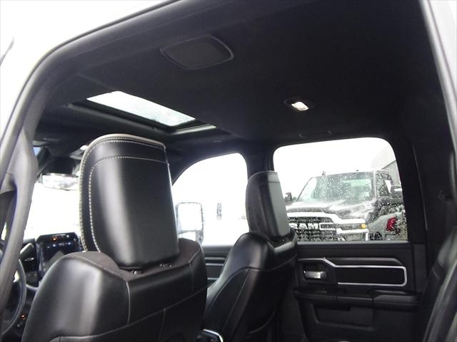 2024 Ram 2500 Laramie Crew Cab 4x4 64 Box