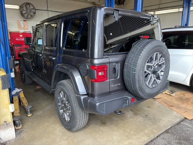 2026 Jeep Wrangler 4-Door Sahara 4x4