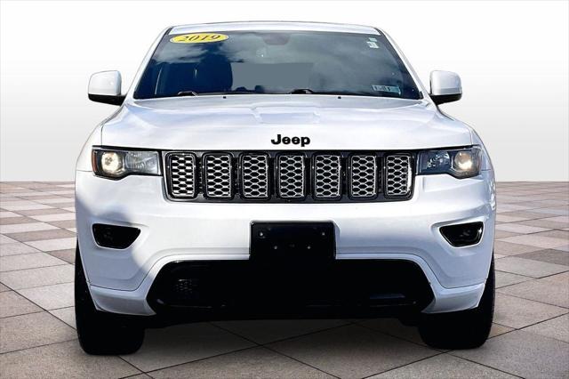 2019 Jeep Grand Cherokee Altitude 4x4 2019 Jeep Grand Cherokee Altitude 4x4