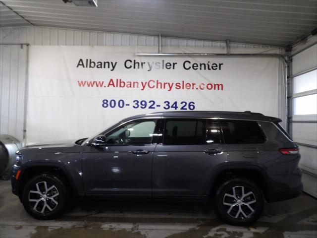 2023 Jeep Grand Cherokee L Limited 4x4 for sale in Albany, MN