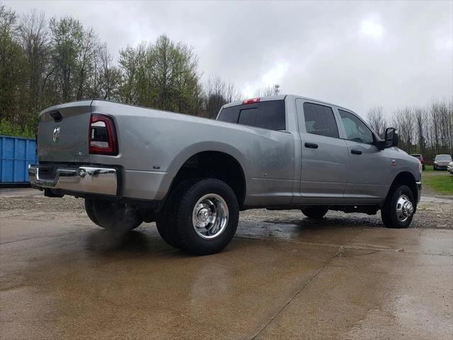 2024 Ram 3500 Tradesman Crew Cab 4x4 8' Box
