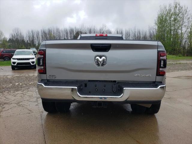 2024 Ram 3500 Tradesman Crew Cab 4x4 8' Box